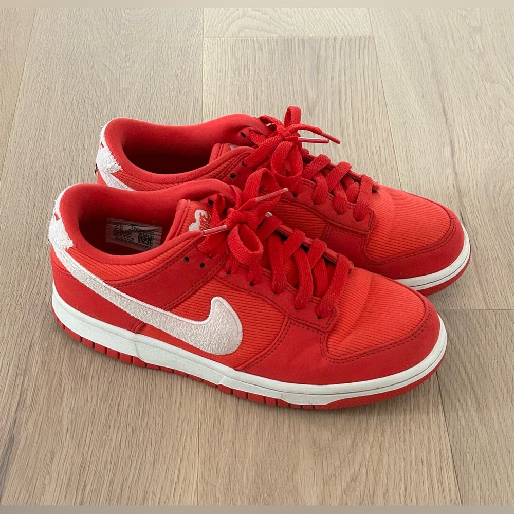 Youth Nike Dunk Low Valentines Day 2024 Sneakers FZ3548-612